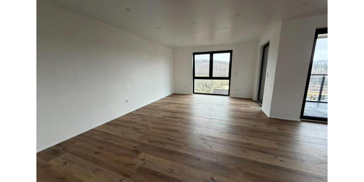Etagenwohnung Netphen - 2 Zimmer, 95 m&sup2;, 950&euro; | Angebot:26660553