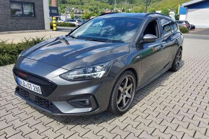 Ford Focus 56.800 km 21.000 &euro; Bad Laasphe 57334
