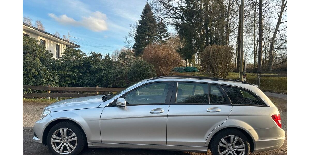 Mercedes-Benz C 180 298.000 km 4.900 &euro; Kreuztal 57223