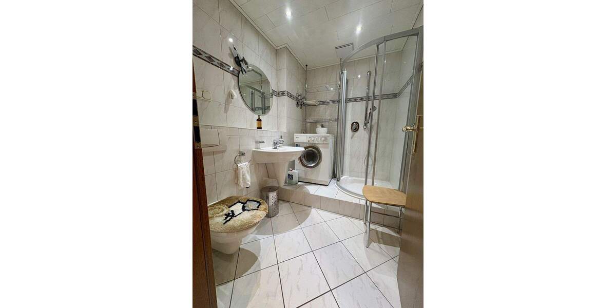 Etagenwohnung Bad Marienberg - 3 Zimmer, 122 m&sup2;, 299.000&euro; | Angebot:25716281