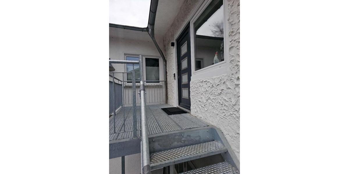 Etagenwohnung Reichshof - 4 Zimmer, 144 m&sup2;, 1.250&euro; | Angebot:25580154