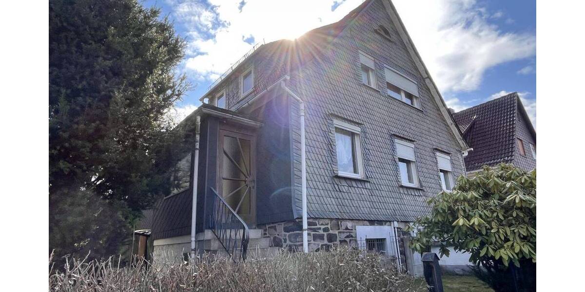 Einfamilienhaus Driedorf - 7 Zimmer, 153 m&sup2;, 179.000&euro; | Angebot:26015684
