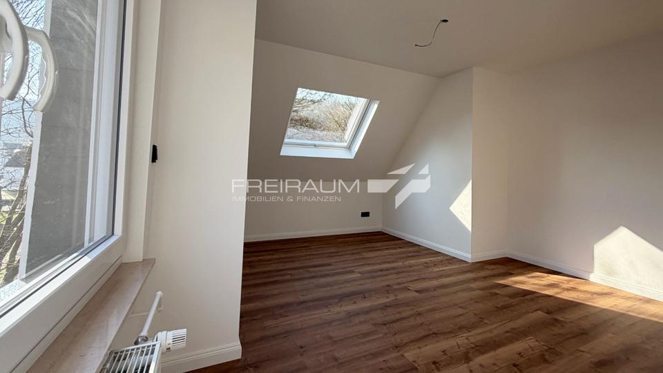 Doppelhaushälfte Wilnsdorf - 5 Zimmer, 120 m&sup2;, 1.300&euro; | Angebot:25426727