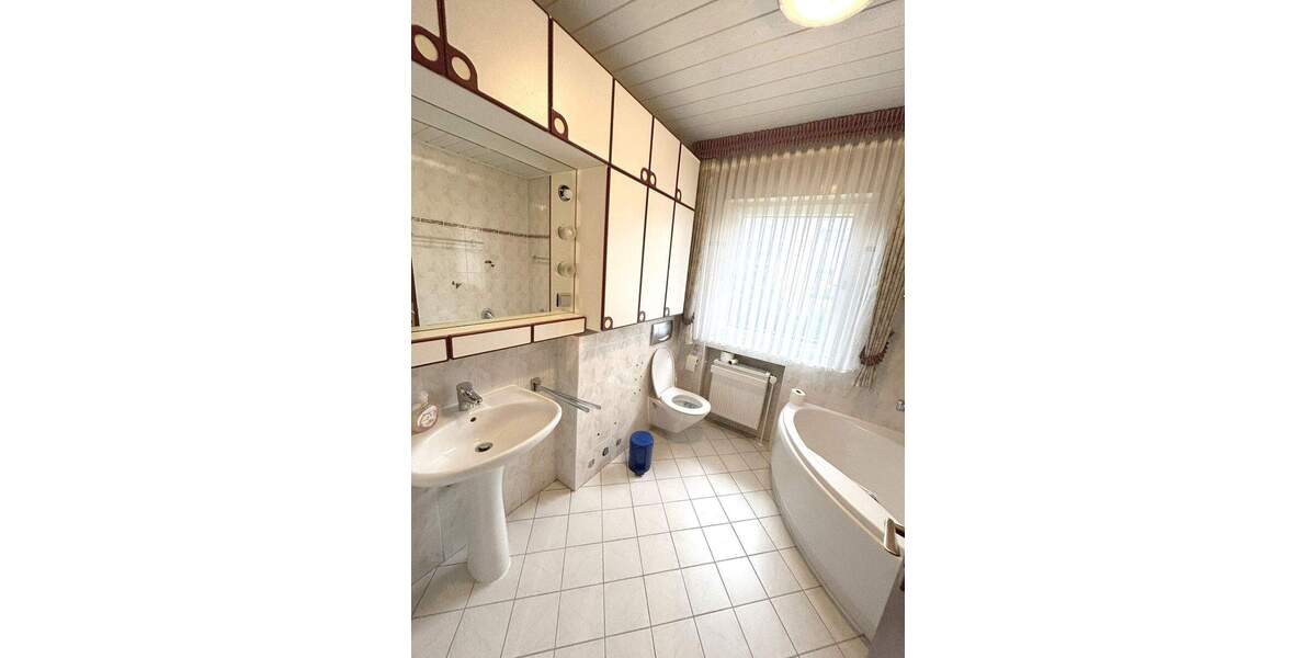 Einfamilienhaus Dietzhölztal / Steinbrücken Steinbrücken - 8 Zimmer, 200 m&sup2;, 248.500&euro; | Angebot:25675388