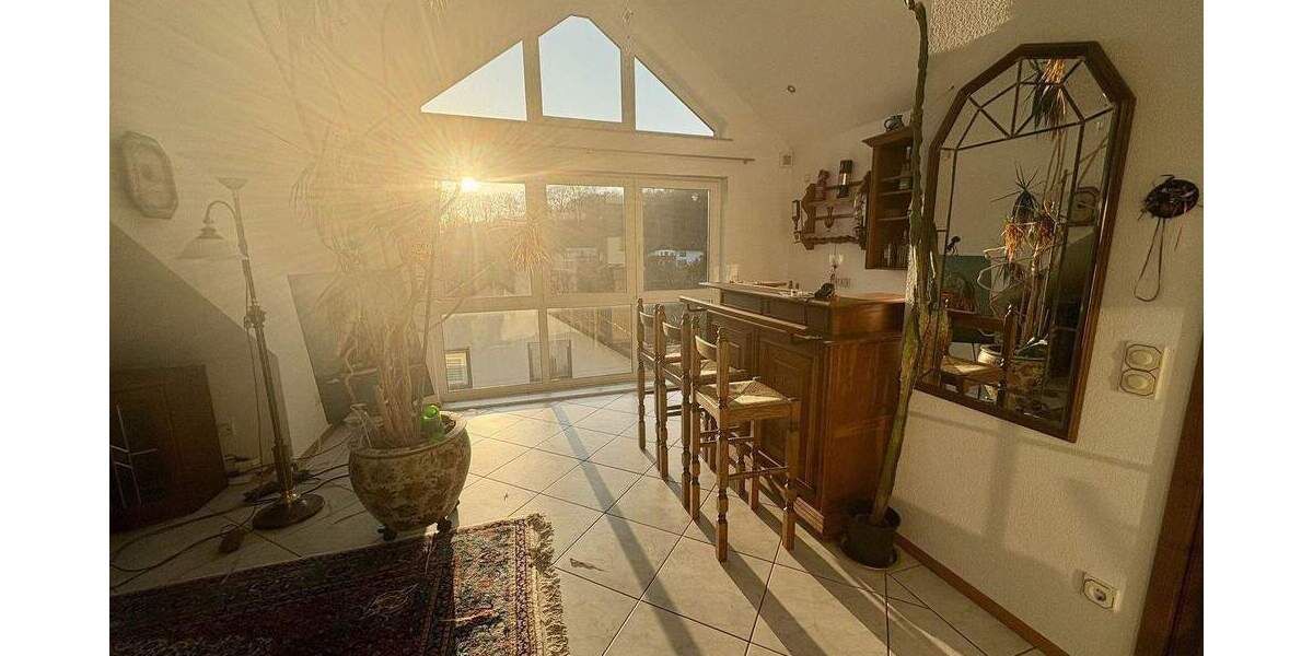 Etagenwohnung Bad Marienberg - 3 Zimmer, 122 m&sup2;, 299.000&euro; | Angebot:25716281