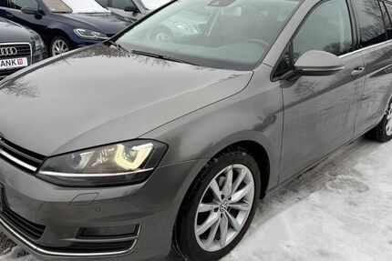 VW Golf 215.000 km 8.400 &euro; Breitscheid 35767