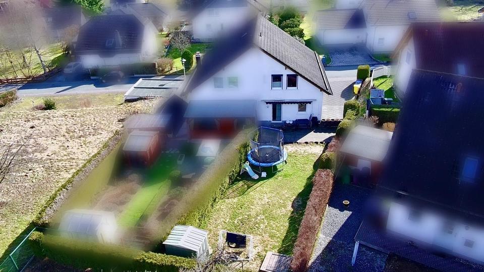 Doppelhaushälfte Bad Laasphe - 6 Zimmer, 140 m&sup2;, 295.000&euro; | Angebot:25408072