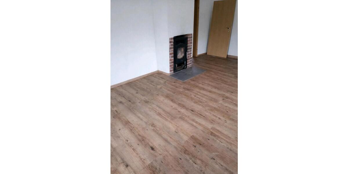 Etagenwohnung Unnau - 2 Zimmer, 80 m&sup2;, 550&euro; | Angebot:24754935