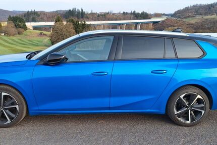 Opel Astra 31.500 km 19.400 &euro; Dillenburg 35687