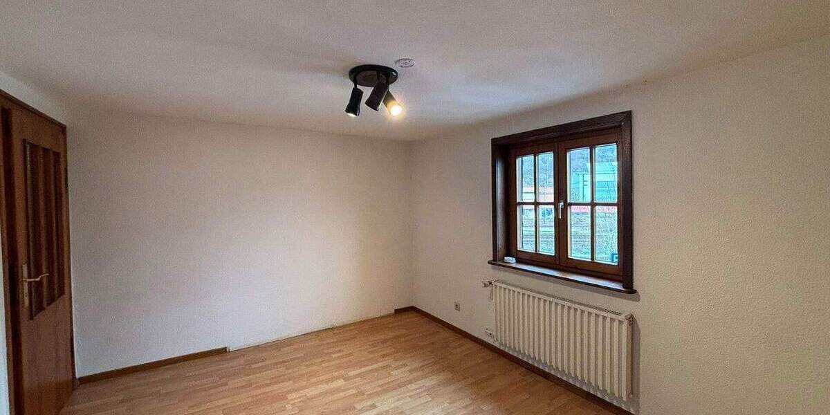 Doppelhaushälfte Wissen - 6 Zimmer, 105 m&sup2;, 185.000&euro; | Angebot:25738137