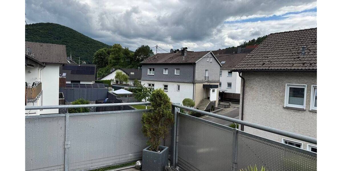 Mehrfamilienhaus, Wohnhaus Lennestadt Meggen - 9 Zimmer, 244 m&sup2;, 395.000&euro; | Angebot:25771706