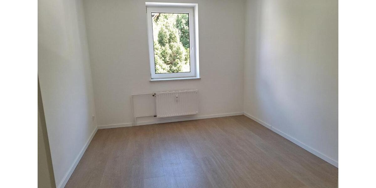 Etagenwohnung Siegen Kaan-Marienborn - 3 Zimmer, 72 m&sup2;, 198.700&euro; | Angebot:27000615