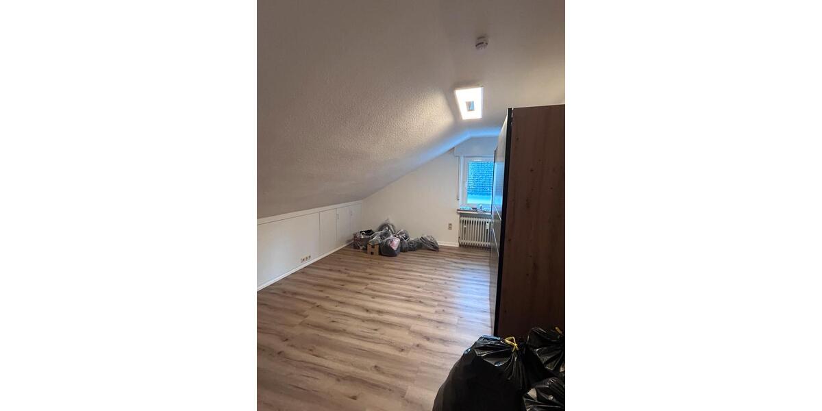 Dachgeschoßwohnung Siegen - 2 Zimmer, 59 m&sup2;, 580&euro; | Angebot:26026067