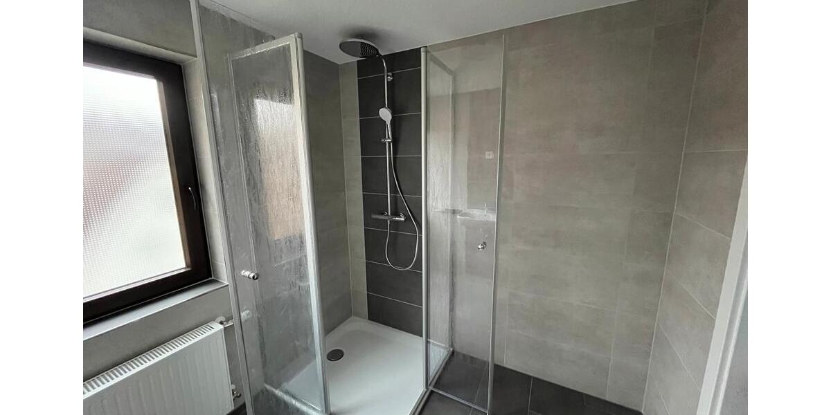 Dachgeschoßwohnung Steinebach/Sieg Sieg - 3 Zimmer, 95 m&sup2;, 850&euro; | Angebot:25837831