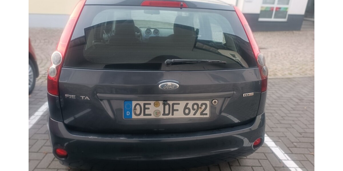 Ford Fiesta 222.689 km 1.200 &euro; Attendorn 57439