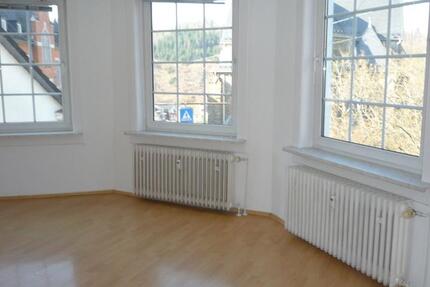 Wohnung Kirchen (Sieg) - 2 Zimmer, 85 m&sup2;, 410&euro; | Angebot:25933706