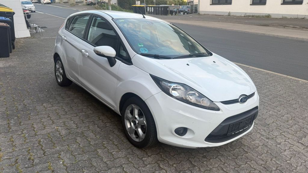 Ford Fiesta 196.000 km 2.500 &euro; Siegen 57072