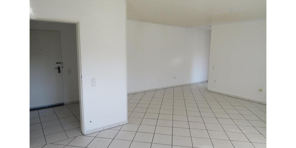 Etagenwohnung Netphen - 3 Zimmer, 82 m&sup2;, 656&euro; | Angebot:25933370
