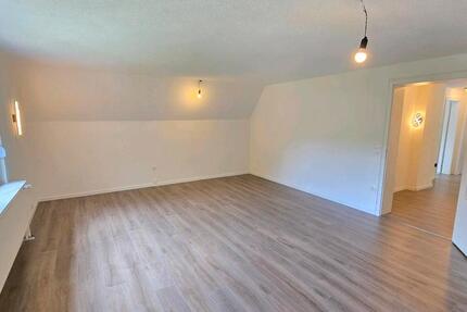 Wohnung Hilchenbach - 3 Zimmer, 87 m&sup2;, 720&euro; | Angebot:26648915