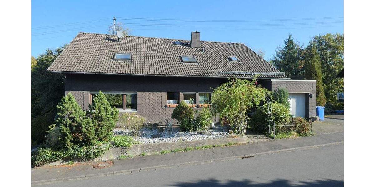 Einfamilienhaus Kirchen VG Freusburg - 6 Zimmer, 198 m&sup2;, 198.000&euro; | Angebot:25691930