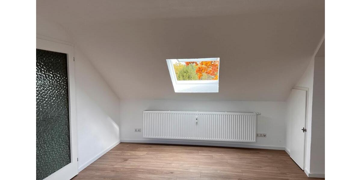 Dachgeschoßwohnung Elkenroth - 2 Zimmer, 70 m&sup2;, 580&euro; | Angebot:24355003