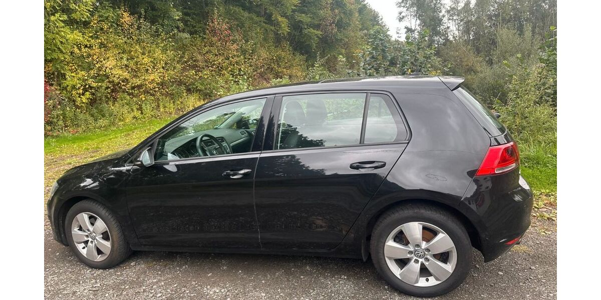 VW Golf 189.000 km 8.500 &euro; Kreuztal 57223
