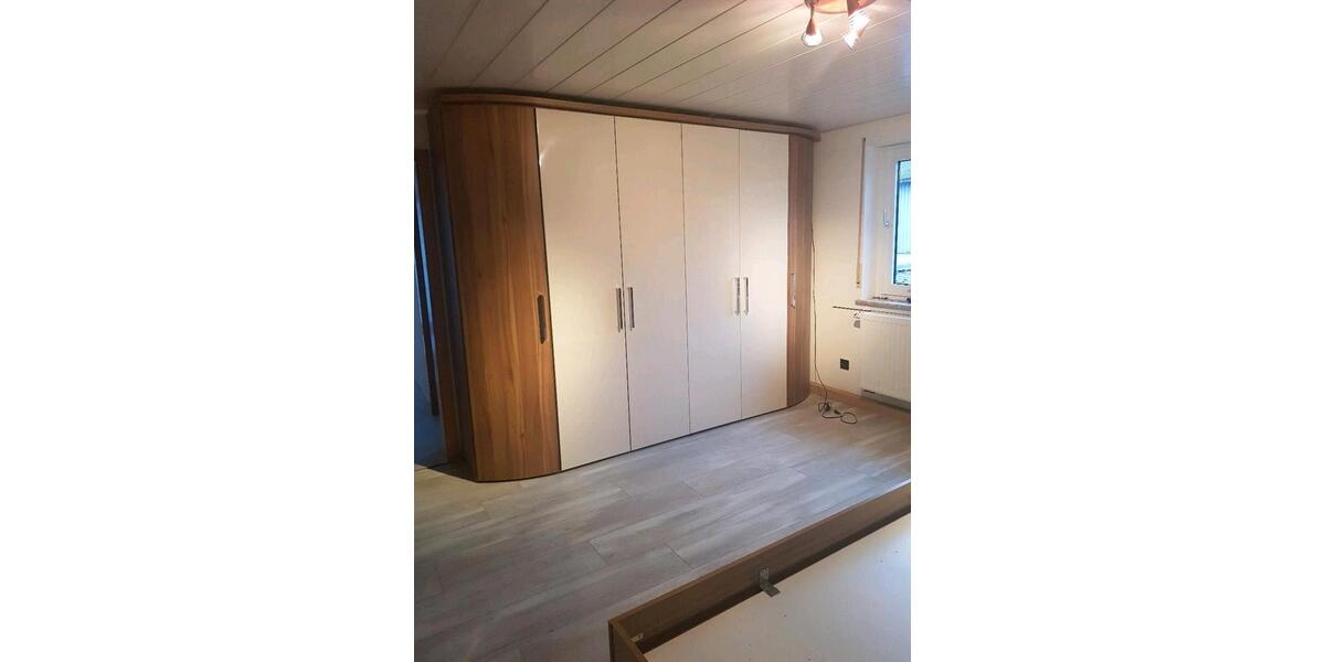 Dachgeschoßwohnung Siegen Kaan-Marienborn - 4 Zimmer, 100 m&sup2;, 880&euro; | Angebot:26613551