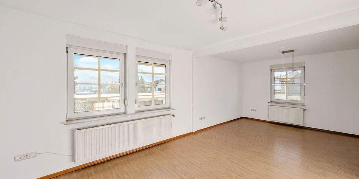 Doppelhaushälfte Bad Laasphe - 4 Zimmer, 91 m&sup2;, 229.000&euro; | Angebot:25663937