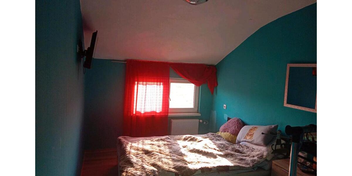 Einfamilienhaus Hamm (Sieg) - 4 Zimmer, 142 m&sup2;, 145.000&euro; | Angebot:25975746