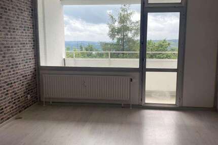 Wohnung Kreuztal - 3 Zimmer, 75 m&sup2;, 349&euro; | Angebot:26098469