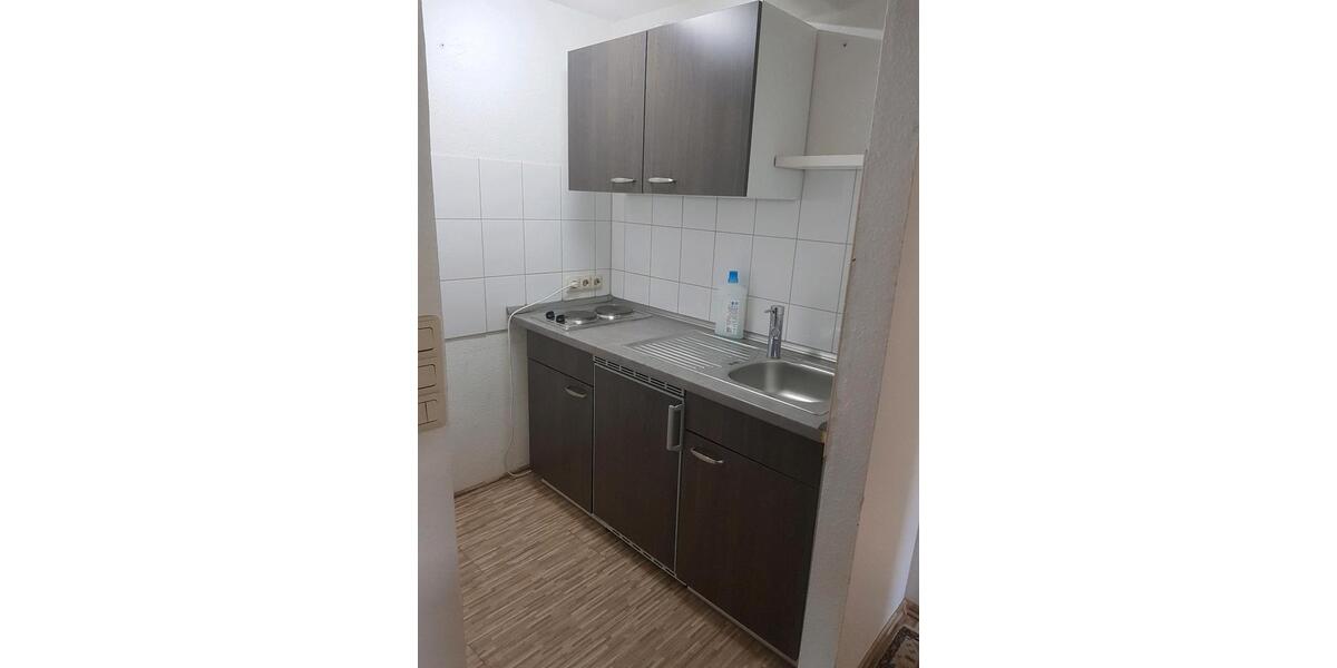 Dachgeschoßwohnung Siegen Weidenau - 1 Zimmer, 27 m&sup2;, 450&euro; | Angebot:25979626
