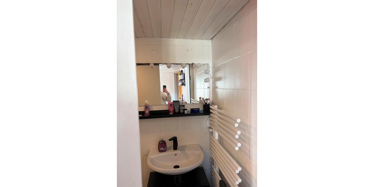 Einfamilienhaus Kreuztal - 2 Zimmer, 50 m&sup2;, 445&euro; | Angebot:25405560