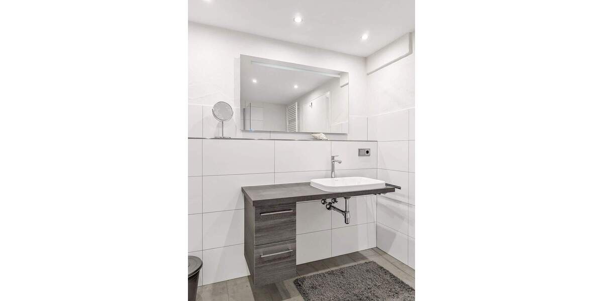 Einfamilienhaus Bad Laasphe - 7 Zimmer, 183 m&sup2;, 286.000&euro; | Angebot:25663940