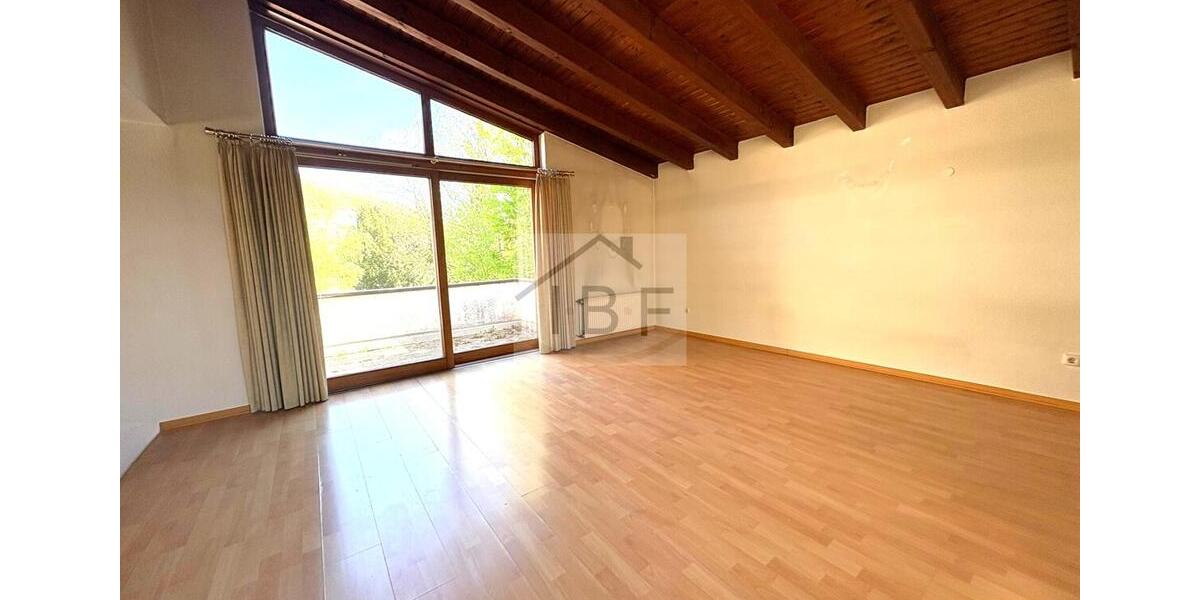 Dachgeschoßwohnung Siegen Kaan-Marienborn - 2 Zimmer, 68 m&sup2;, 600&euro; | Angebot:26455666