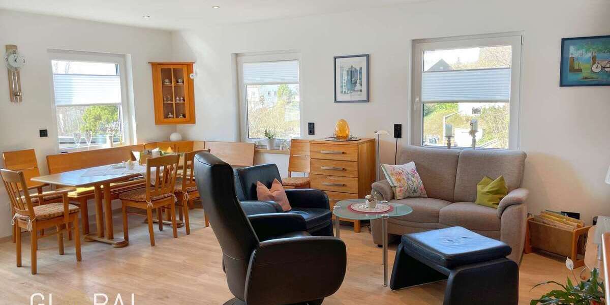 Etagenwohnung Siegen Weidenau - 2 Zimmer, 58 m&sup2;, 750&euro; | Angebot:26084657