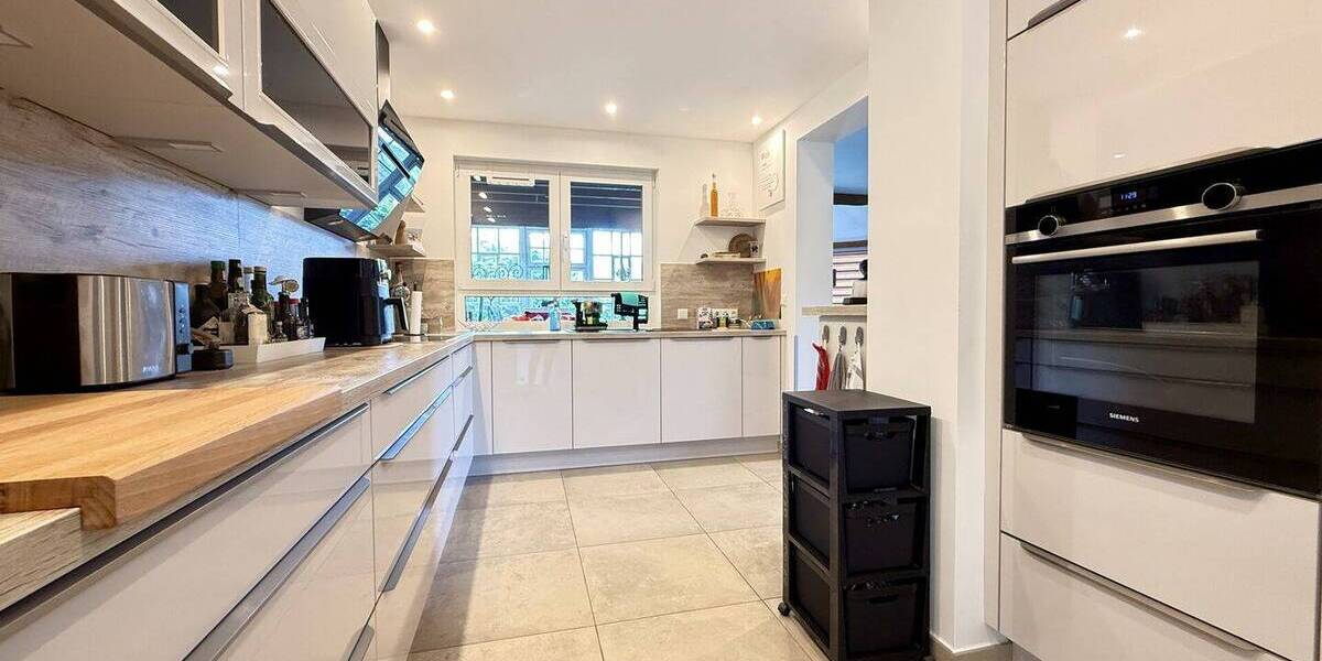 Mehrfamilienhaus, Wohnhaus Grünebach - 7 Zimmer, 230 m&sup2;, 350.000&euro; | Angebot:26859154