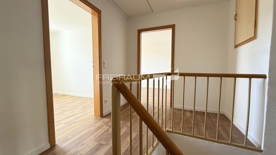 Einfamilienhaus Siegen Dillnhütten - 3 Zimmer, 74 m&sup2;, 880&euro; | Angebot:26536074