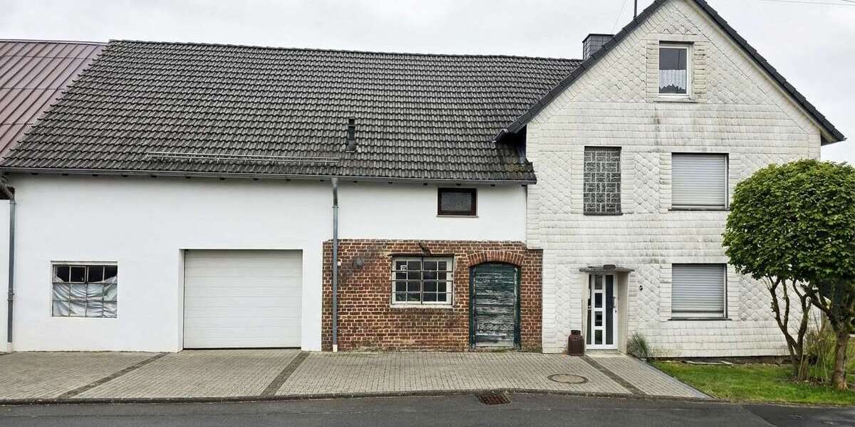 Einfamilienhaus Nauroth - 4 Zimmer, 120 m&sup2;, 220.000&euro; | Angebot:25721253