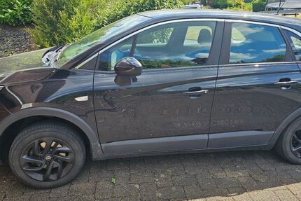 Opel Crossland (X) 103.000 km 9.200 &euro; Hilchenbach 57271