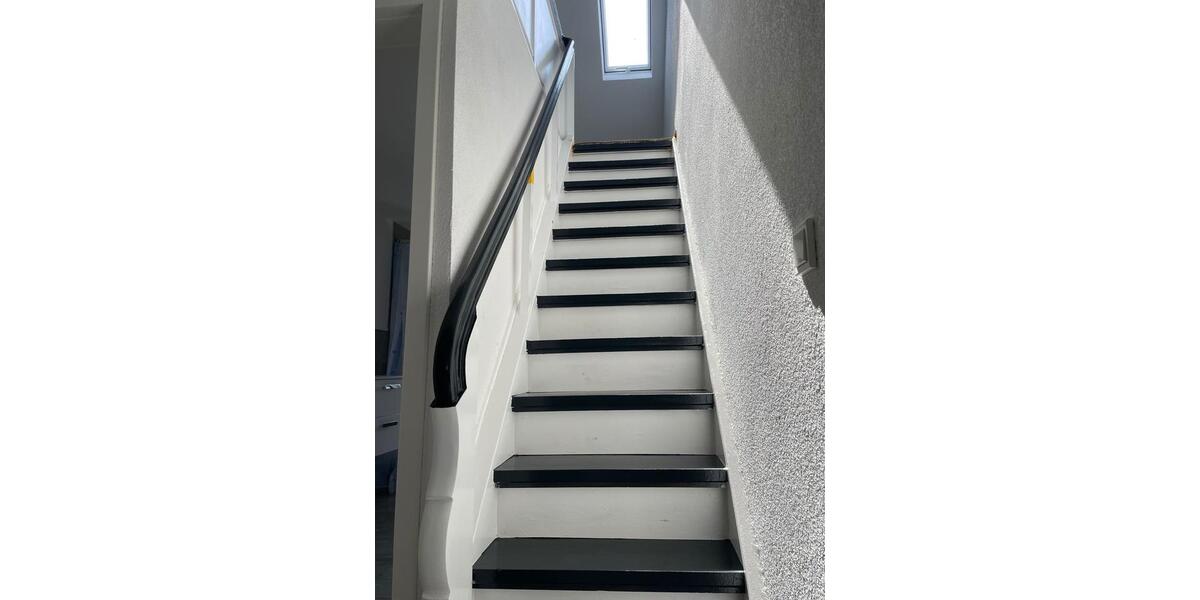 Mehrfamilienhaus, Wohnhaus Kreuztal - 8 Zimmer, 185 m&sup2;, 299.000&euro; | Angebot:26889254