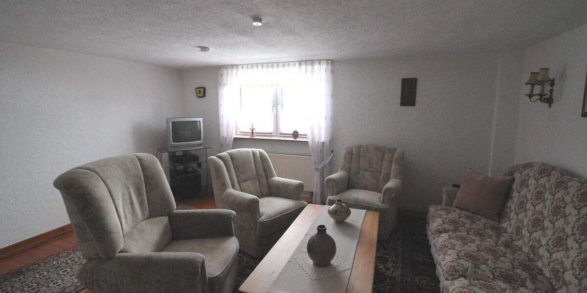 Doppelhaushälfte Kreuztal Ferndorf - 6 Zimmer, 125 m&sup2;, 169.000&euro; | Angebot:25776194