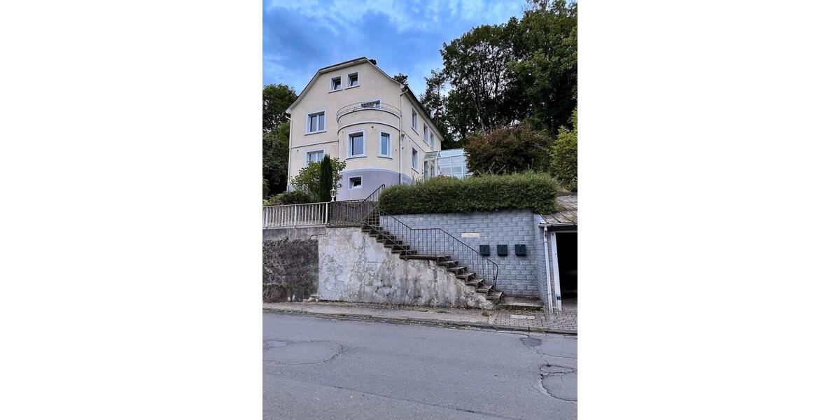 Etagenwohnung Haiger - 3 Zimmer, 95 m&sup2;, 800&euro; | Angebot:26015740