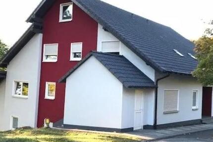 Wohnung Daaden - 3 Zimmer, 105 m&sup2;, 700&euro; | Angebot:25722643