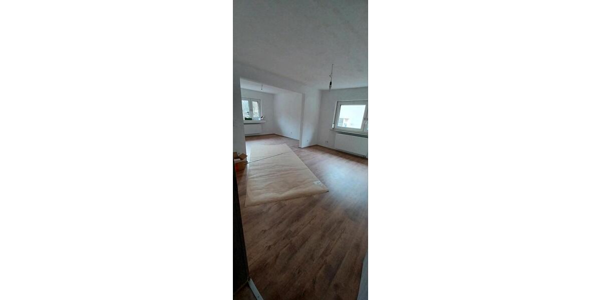 Einfamilienhaus Scheuerfeld - 3 Zimmer, 80 m&sup2;, 850&euro; | Angebot:25172916