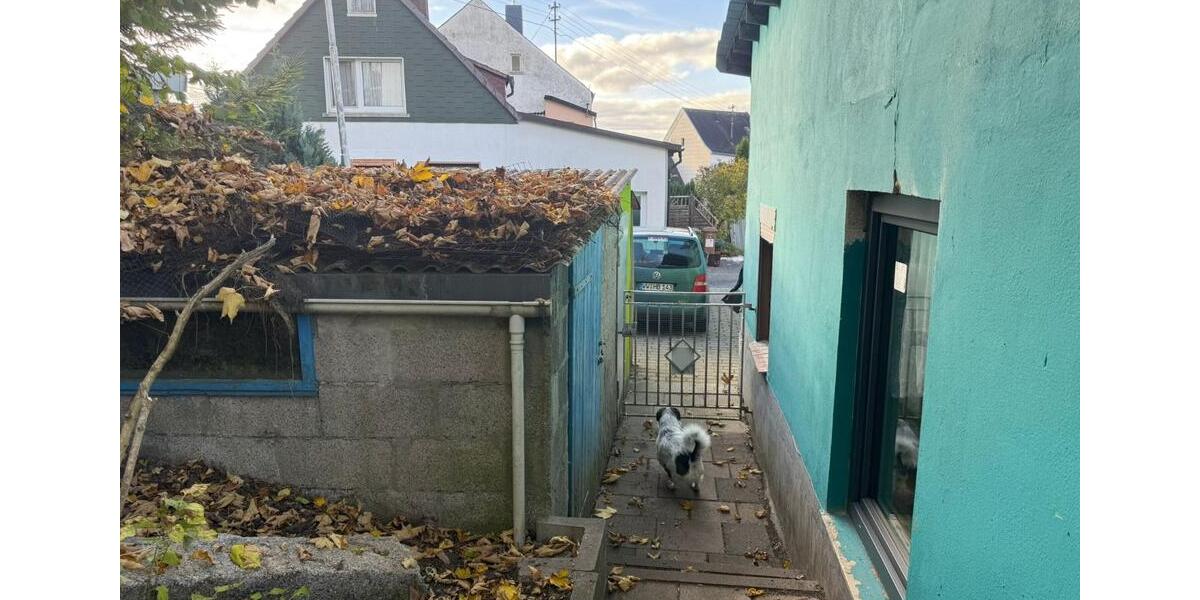 Mehrfamilienhaus, Wohnhaus Hellenhahn-Schellenberg Schellenberg - 9 Zimmer, 240 m&sup2;, 198.000&euro; | Angebot:23181294