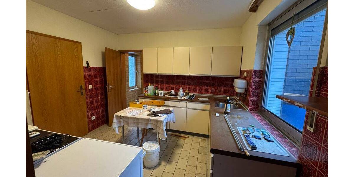 Mehrfamilienhaus, Wohnhaus Kirchhundem Welschen Ennest - 5 Zimmer, 172 m&sup2;, 159.000&euro; | Angebot:25734606