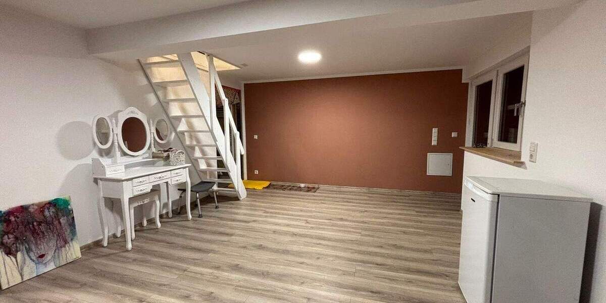 Einfamilienhaus Reichshof Heidberg - 3 Zimmer, 120 m&sup2;, 199.000&euro; | Angebot:25770380