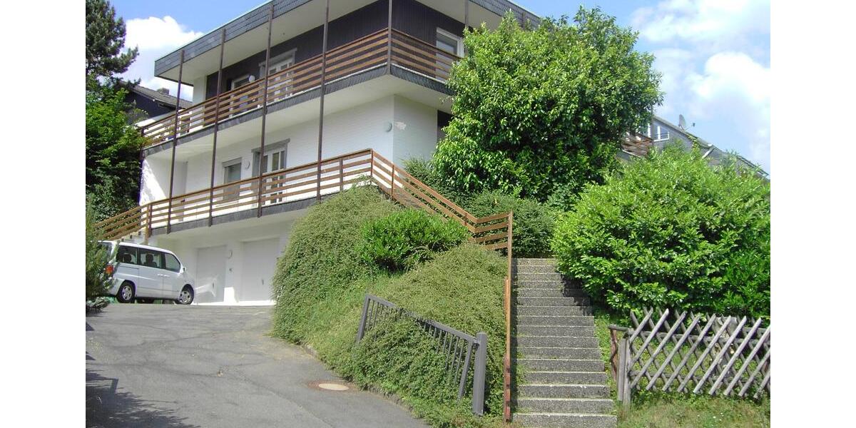 Mehrfamilienhaus, Wohnhaus Reichshof - 8 Zimmer, 206 m&sup2;, 495.000&euro; | Angebot:25436764