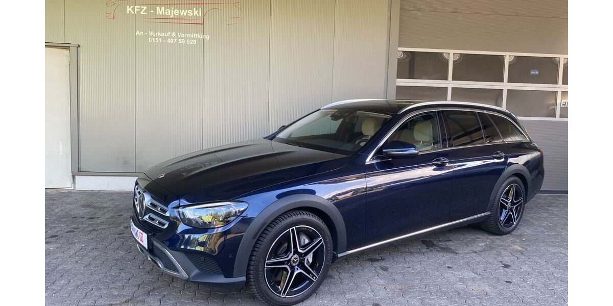 Mercedes-Benz E 450 53.412 km 43.490 &euro; Hilchenbach 57271