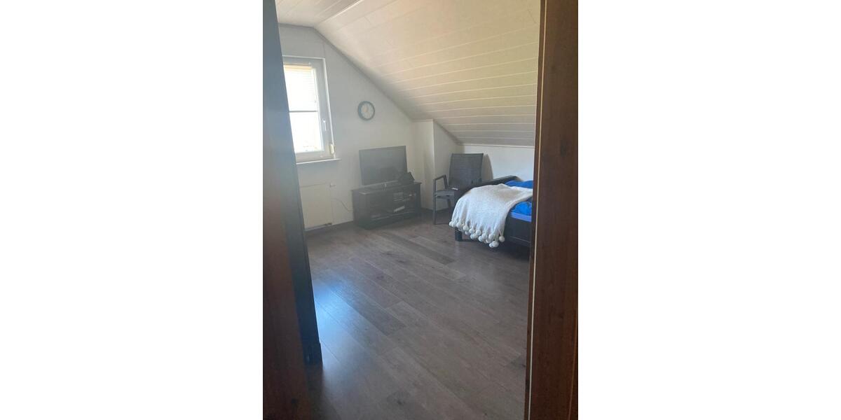 Einfamilienhaus Haiger - 6 Zimmer, 124 m&sup2;, 330.000&euro; | Angebot:26068930